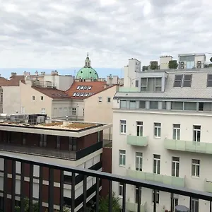 Apartment Moderne Trifft Tradition Im Herzen Wiens, Wien