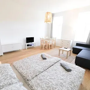 Apartment Living - Lerchenfeldergürtel, Wien