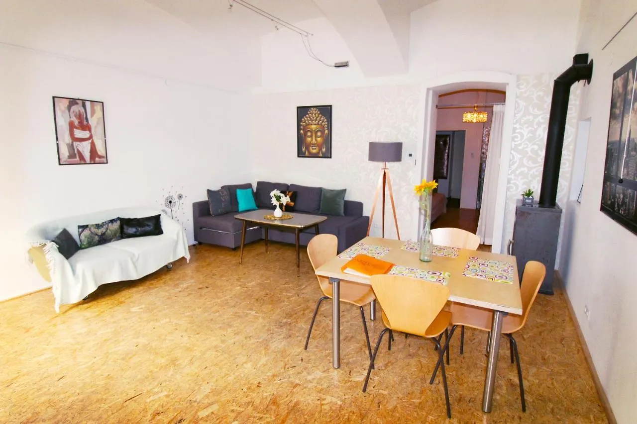 Apartment Laer Hundertwasserhaus Vienna Austria